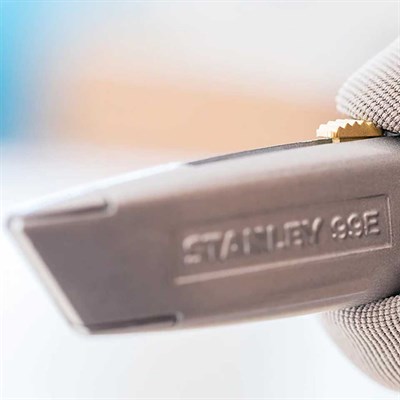 Stanley 2-10-099 99 E Çıkartılabilir Maket Bıçağı